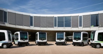 Autobuses que se conducen solos ya transitan en las ciudades