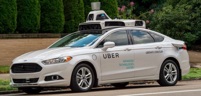 Uber lanza sus primeros autos sin conductor
