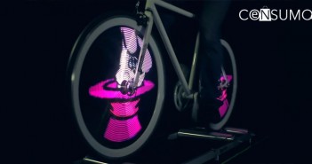 Haz de tu bicicleta una fiesta de colores con este gadget