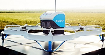 Amazon entrega su primer pedido con un drone