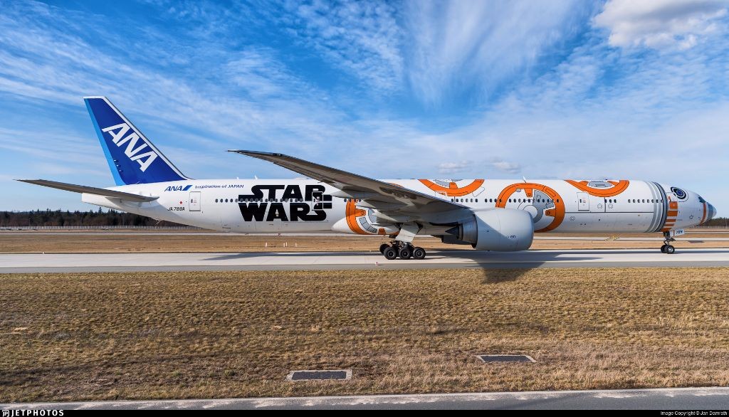 El nuevo avión de C-3PO de Star Wars ya inició sus vuelos