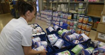 Venta de leche infantil contaminada afecta a 83 países